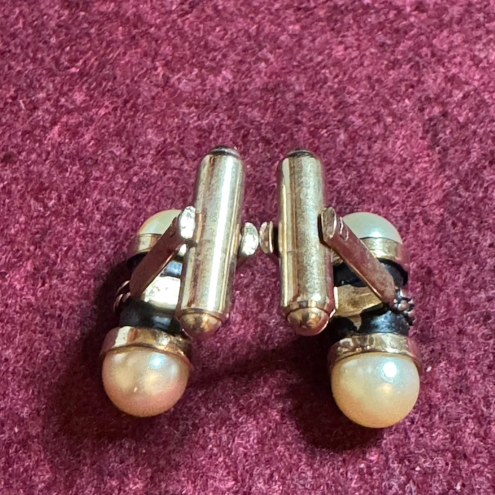 Vintage black enamel double pearl gold tone barbell shaped cufflinks